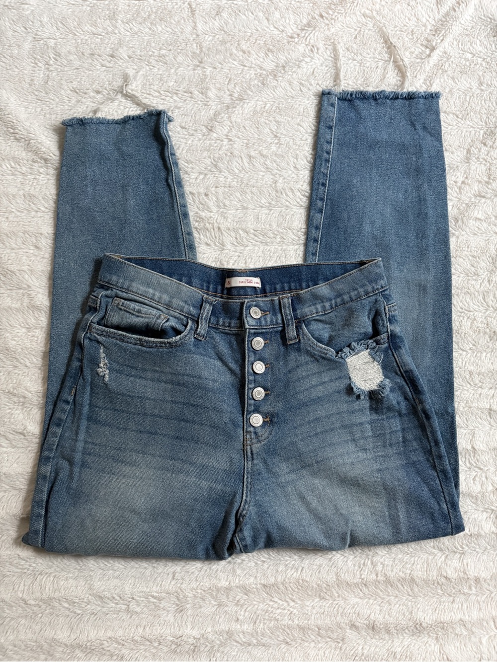 Khol's SO Juniors High Rise Curvy Mom Jeans Size 9 / 29W Distressed Blue Jean